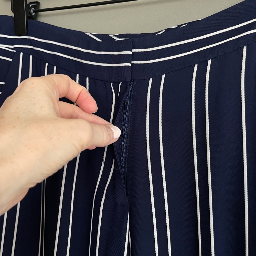 La Ligne Hardy Striped Crepe Flared Pants Navy Blue White High Waist Sz 2 Flowy - Picture 5 of 16
